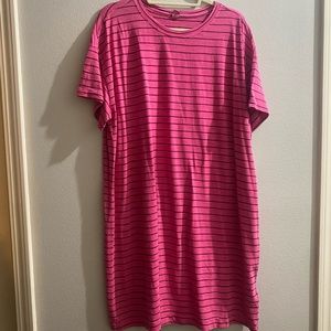 NWOT Old Navy Dress - pink stripe